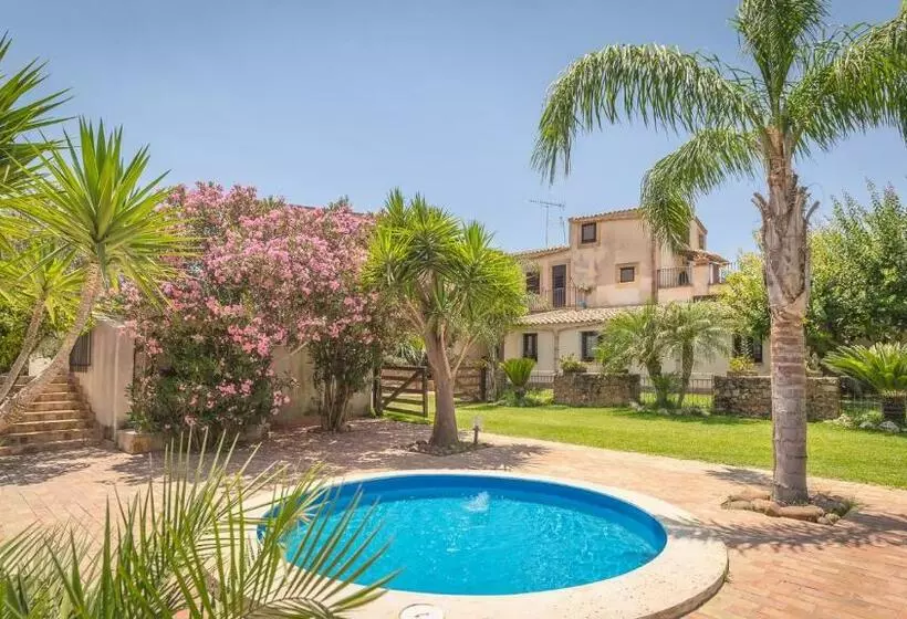 ホテル Case Di Latomie