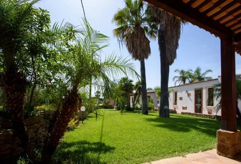 ホテル Case Di Latomie