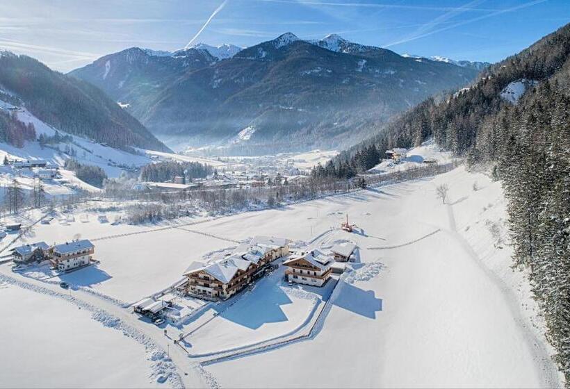 בית מלון כפרי Martinshof Berg Herz