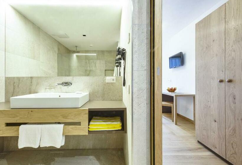 ホテル Obermoosburg