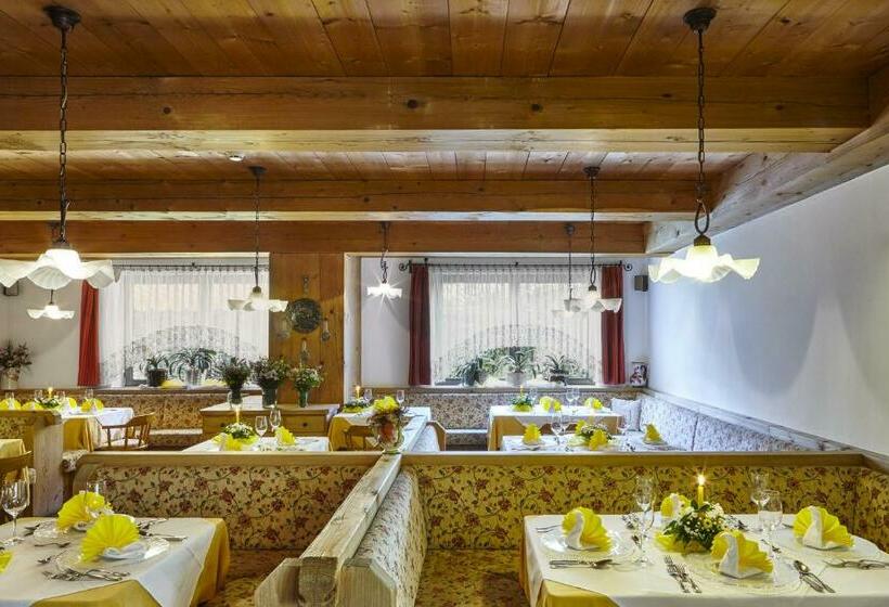 ホテル Obermoosburg