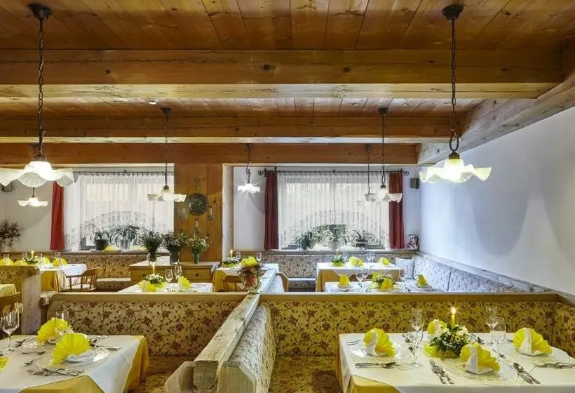 ホテル Obermoosburg