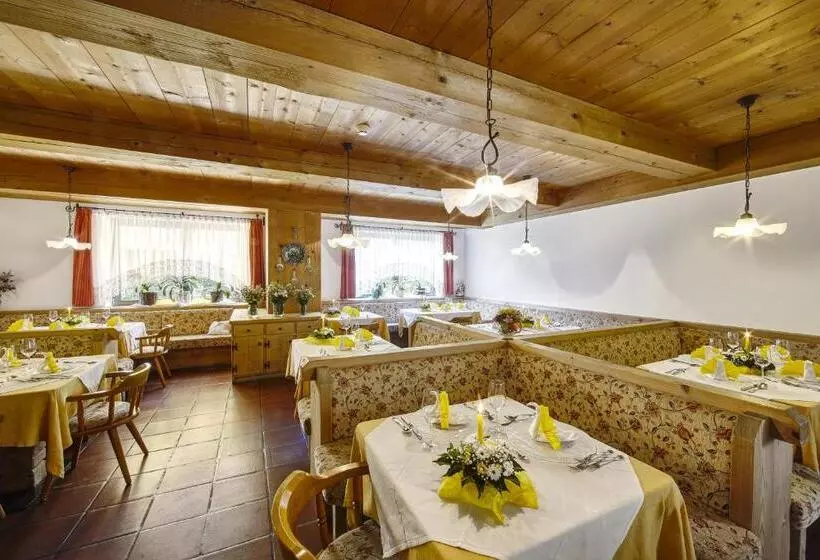 ホテル Obermoosburg