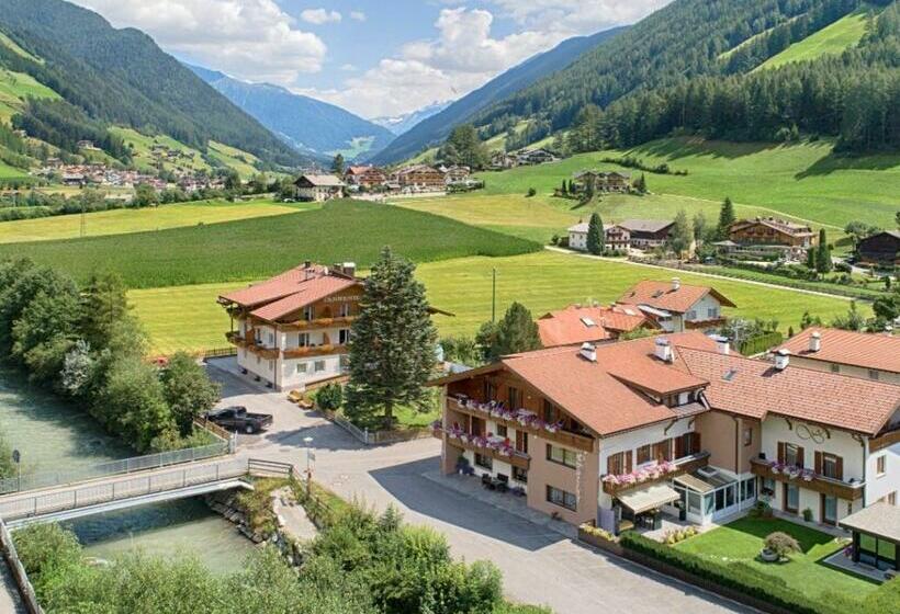 בית מלון כפרי Pension Brugghof