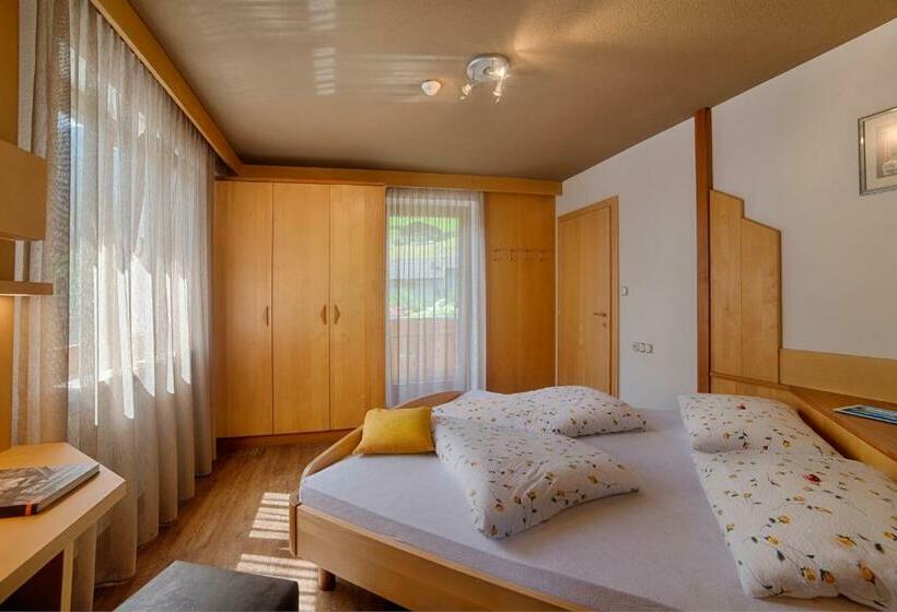 בית מלון כפרי Pension Brugghof