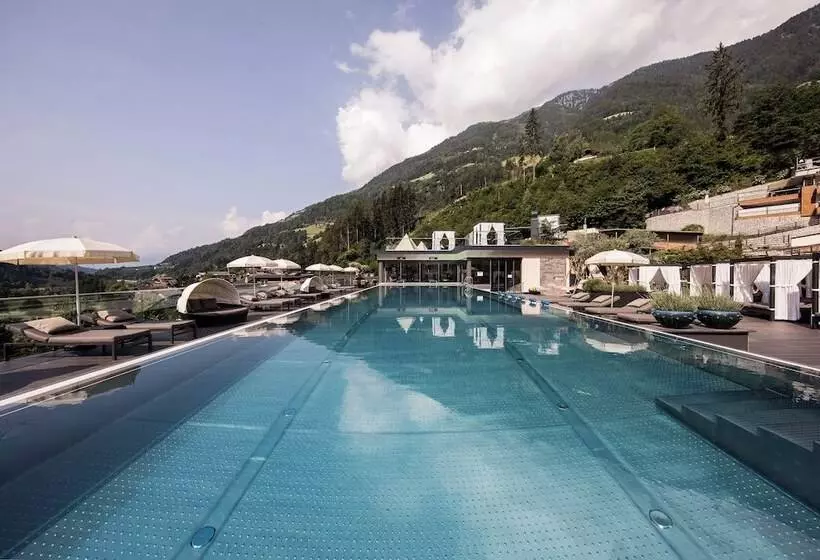 ホテル Quellenhof Luxury Resort Passeier