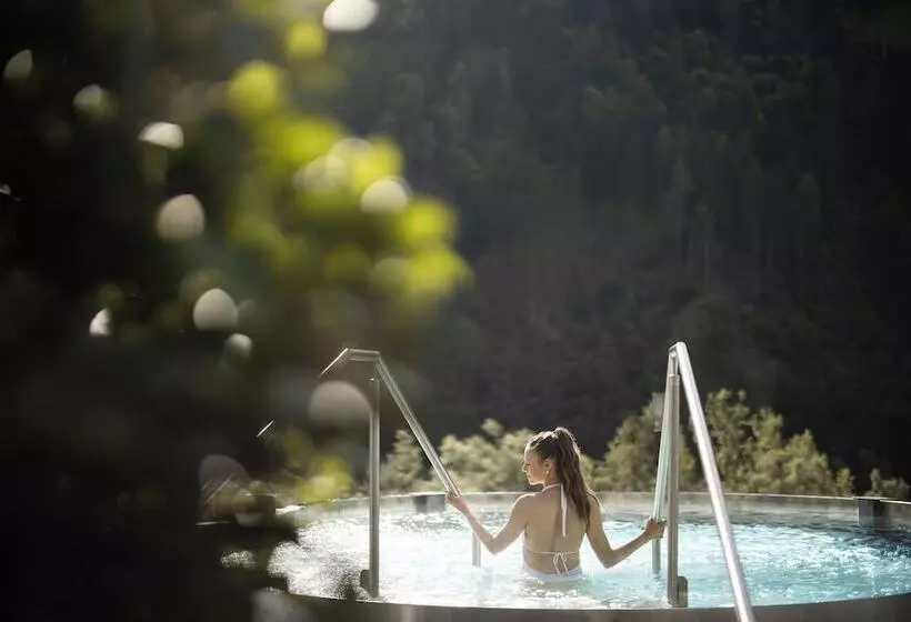 ホテル Quellenhof Luxury Resort Passeier