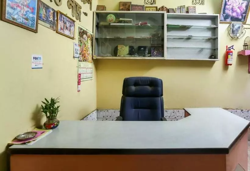 ホテル Spot On 65226 Shilabati  And Lodge