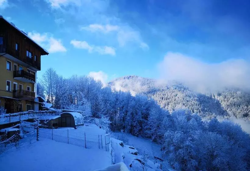 ペンション Maso Sveseri