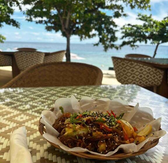 Cebu Cozy Ocean View 1br,17th,pool,wifi,mactan