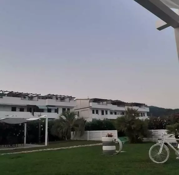 Gardenbeach Residence