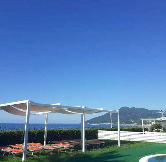 Gardenbeach Residence