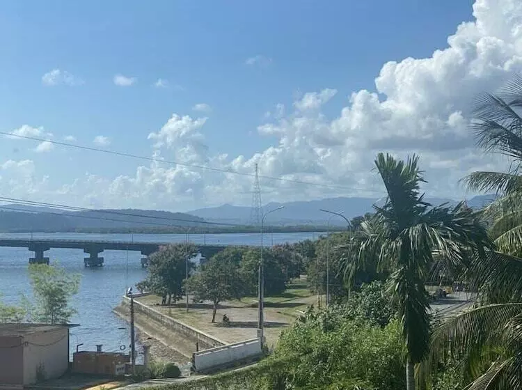 Hotelli Asian Koh Kong