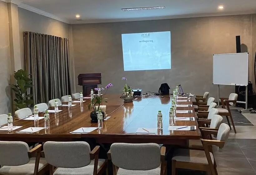 Hotelli Asian Koh Kong