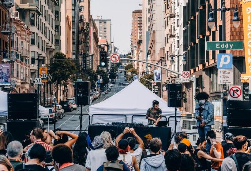 Отель Citizenm San Francisco Union Square