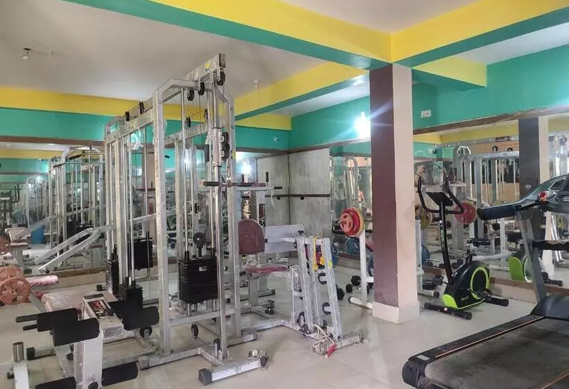 Hotelli Maa Greenary View   A Holiday Resort