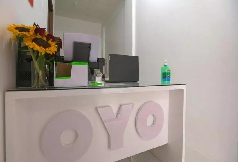 Hotelli Oyo 736 Jade Apartelle