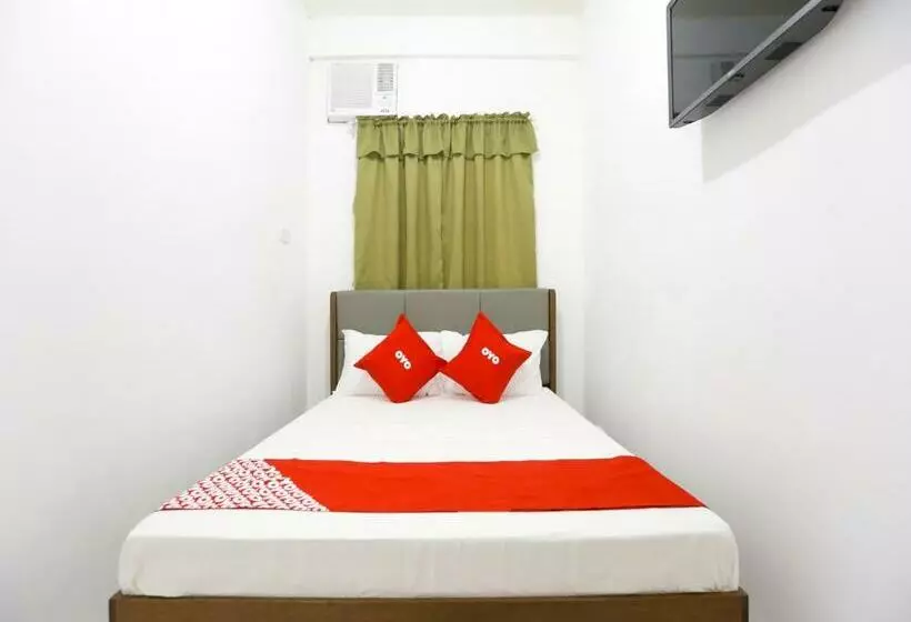 Hotelli Oyo 736 Jade Apartelle