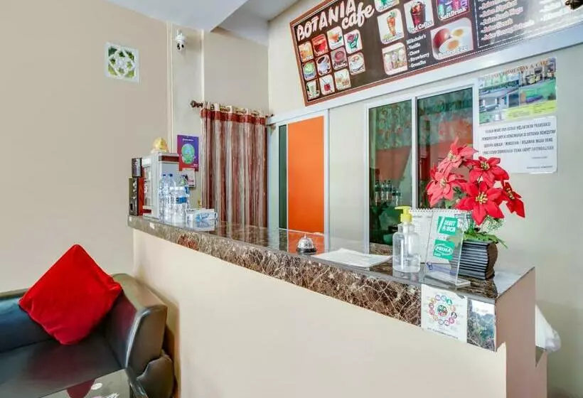 ホテル Oyo 90024 Botania Homestay & Cafe