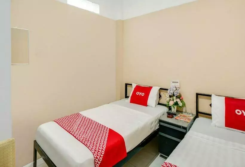 ホテル Oyo 90024 Botania Homestay & Cafe