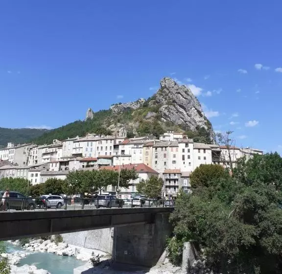 Hotelli Rose Des Alpes