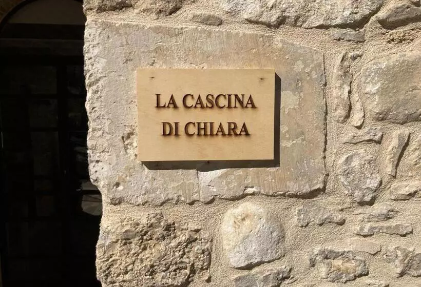 ペンション La Cascina Di Chiara
