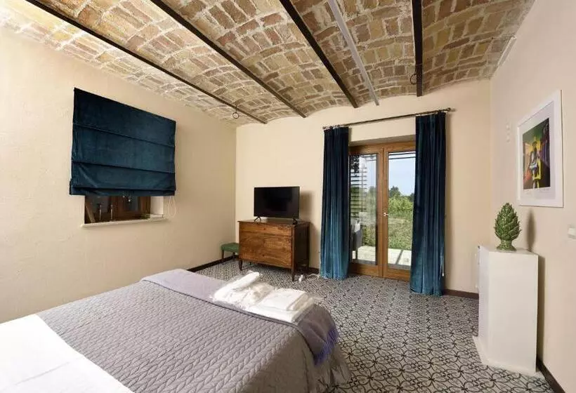 ペンション La Cascina Di Chiara