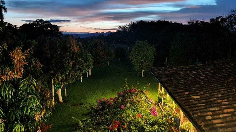 פנסיון Room In Guest Room  Nice Place In Quimbaya Quindio Close To Natural Parks