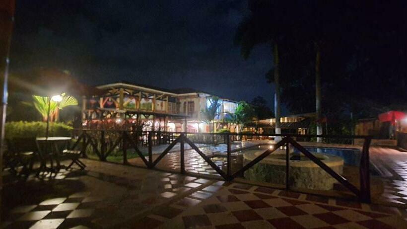 פנסיון Room In Guest Room  Nice Place In Quimbaya Quindio Close To Natural Parks