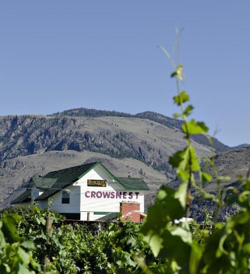 ベッドアンドブレックファースト Crowsnest Vineyards Guesthouse