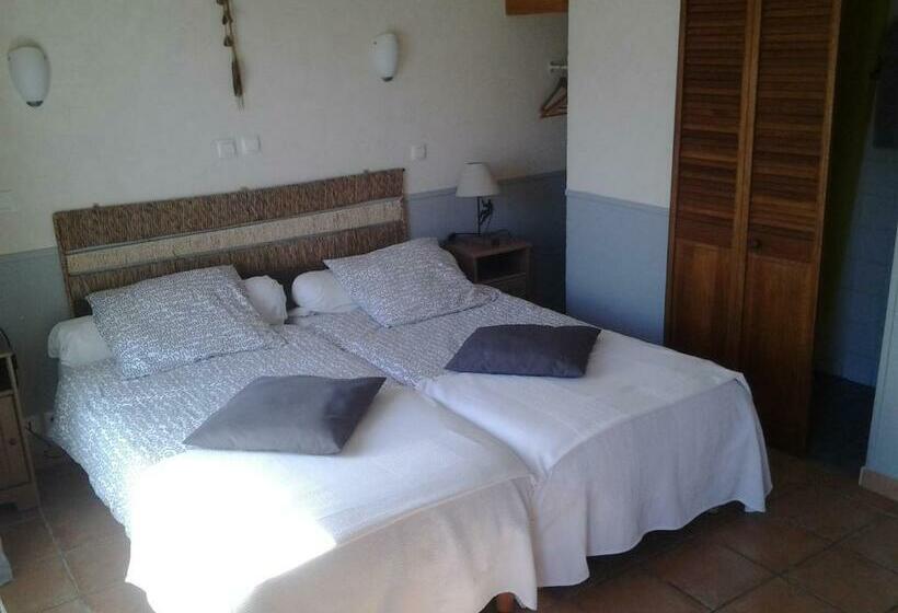 مبيت وإفطار Domaine De Collen