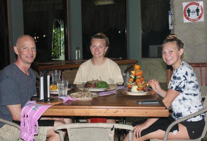 Calico Jack's Resort