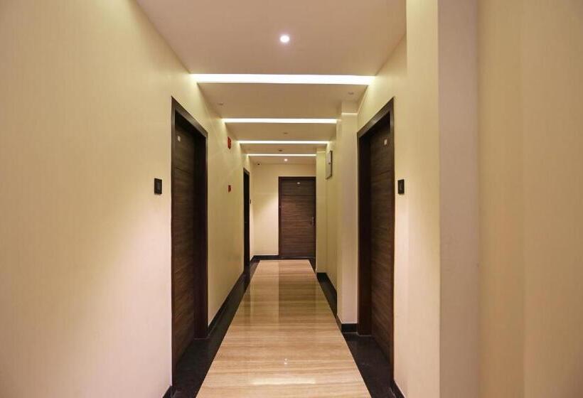 فندق Super Capital O Niharika Guest House