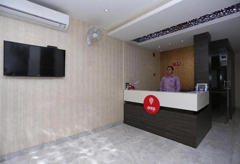 فندق Super Capital O Niharika Guest House