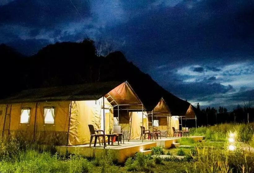 ホテル Cozy Ethnic Camp