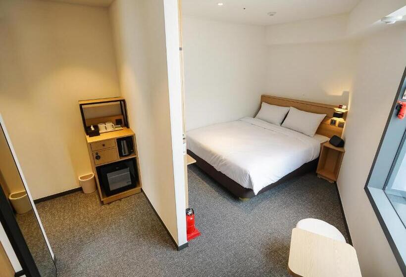 Henn Na Hotel Seoul Myeongdong