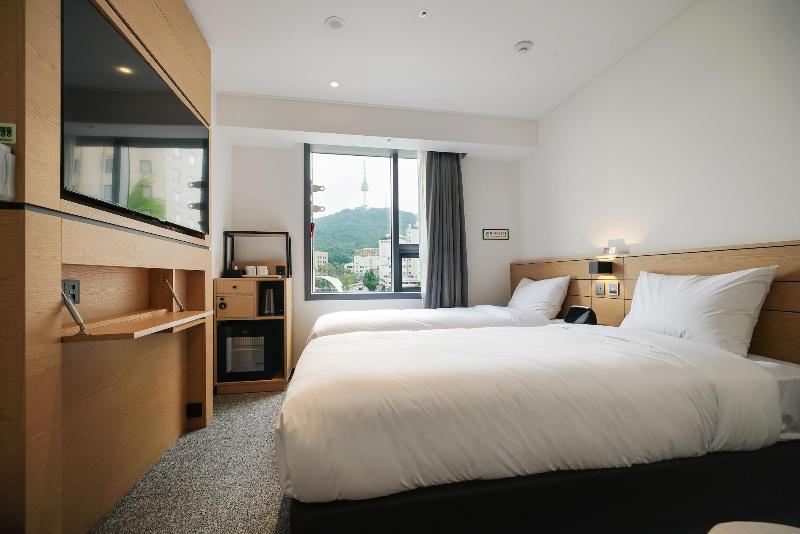 Henn Na Hotel Seoul Myeongdong