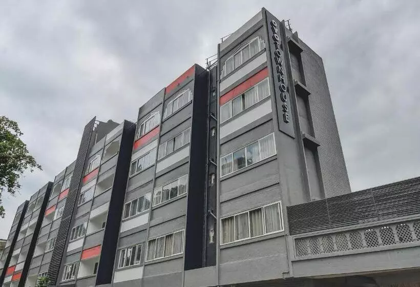 Hotelli Townhouse Century
