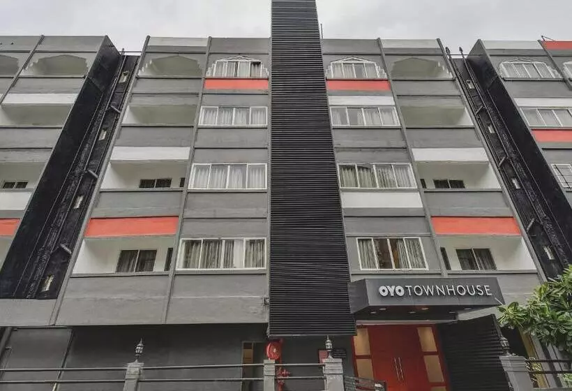 Hotelli Townhouse Century