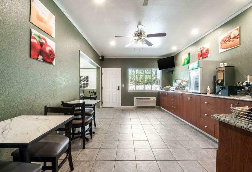 Motelli Quality Inn & Suites Bainbridge Island