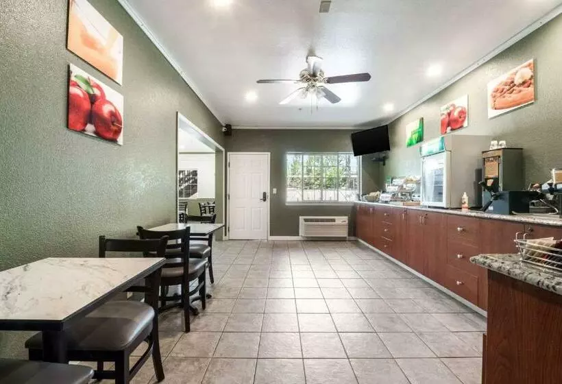 Motelli Quality Inn & Suites Bainbridge Island