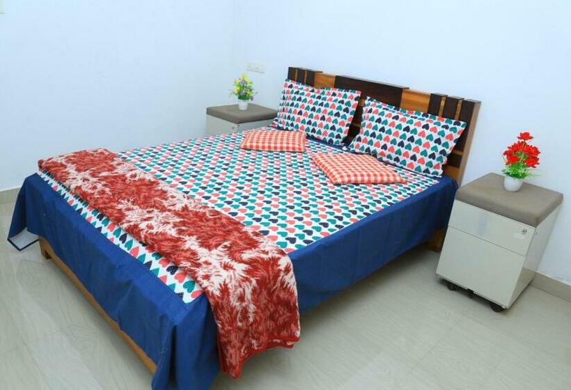 Пансион Vythiri Hills Holiday Homes