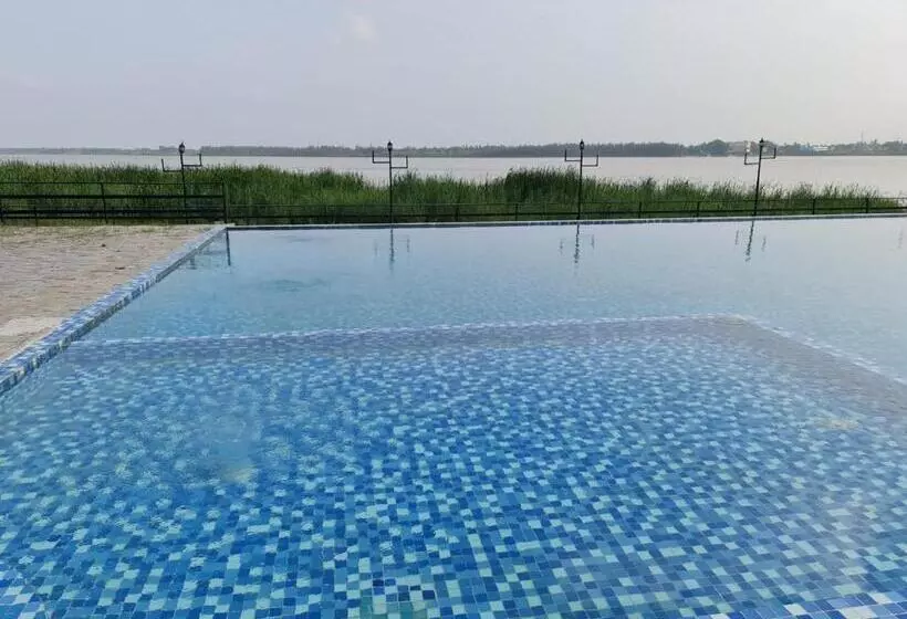 リゾートホテル Sonar Bangla Kolaghat