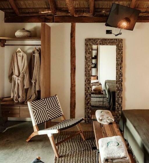 Riva Del Sol Beach Resort