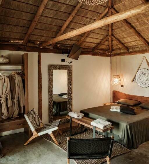 Riva Del Sol Beach Resort