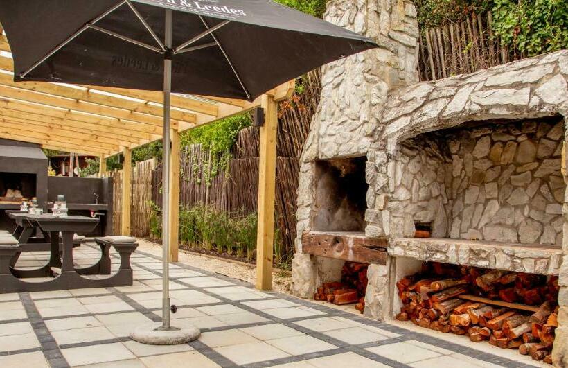 مبيت وإفطار Tranquility Lodge