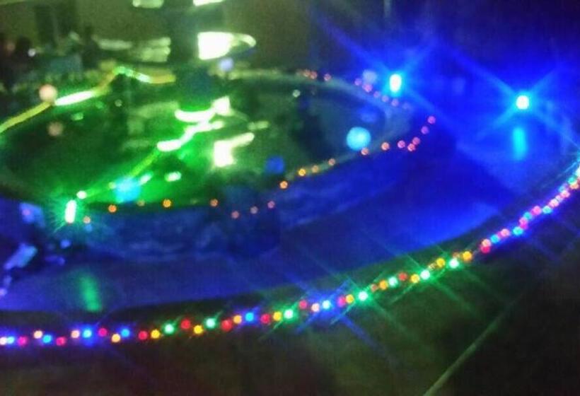 فندق Gyason Royal Guest House