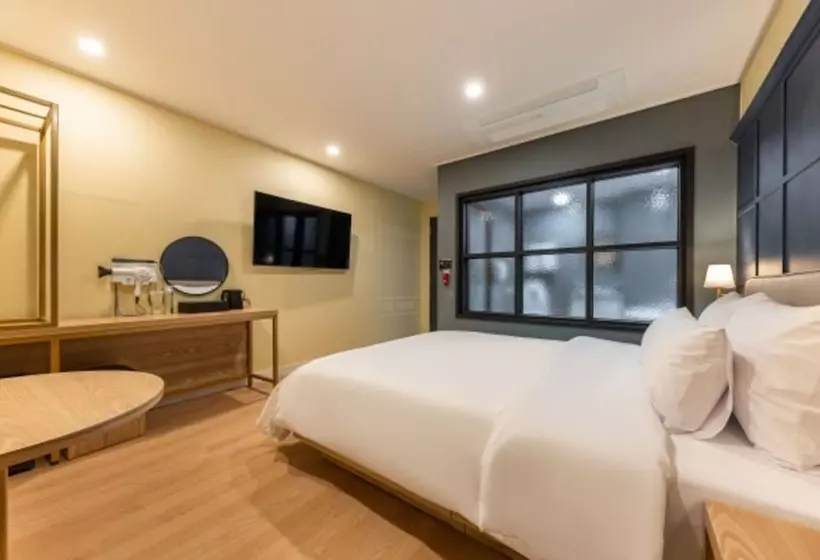 Cheonan Brown Dot Hotel Cheonan Station