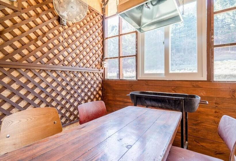 Gapyeong Pulkkot Pension