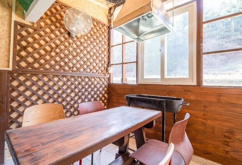 Gapyeong Pulkkot Pension